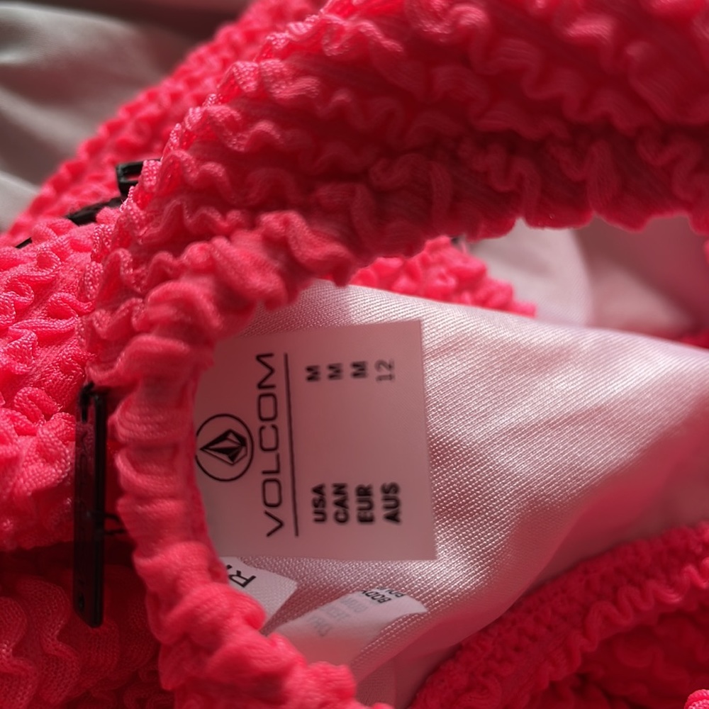 2/$20 Orange Betty Jade Pink VOLCOM both Size Mediums Clean Good Condition🍊💕 - Picture 10 of 11